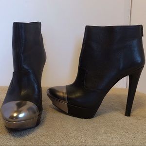 Womens Jessica Simpson booties.   Size 9